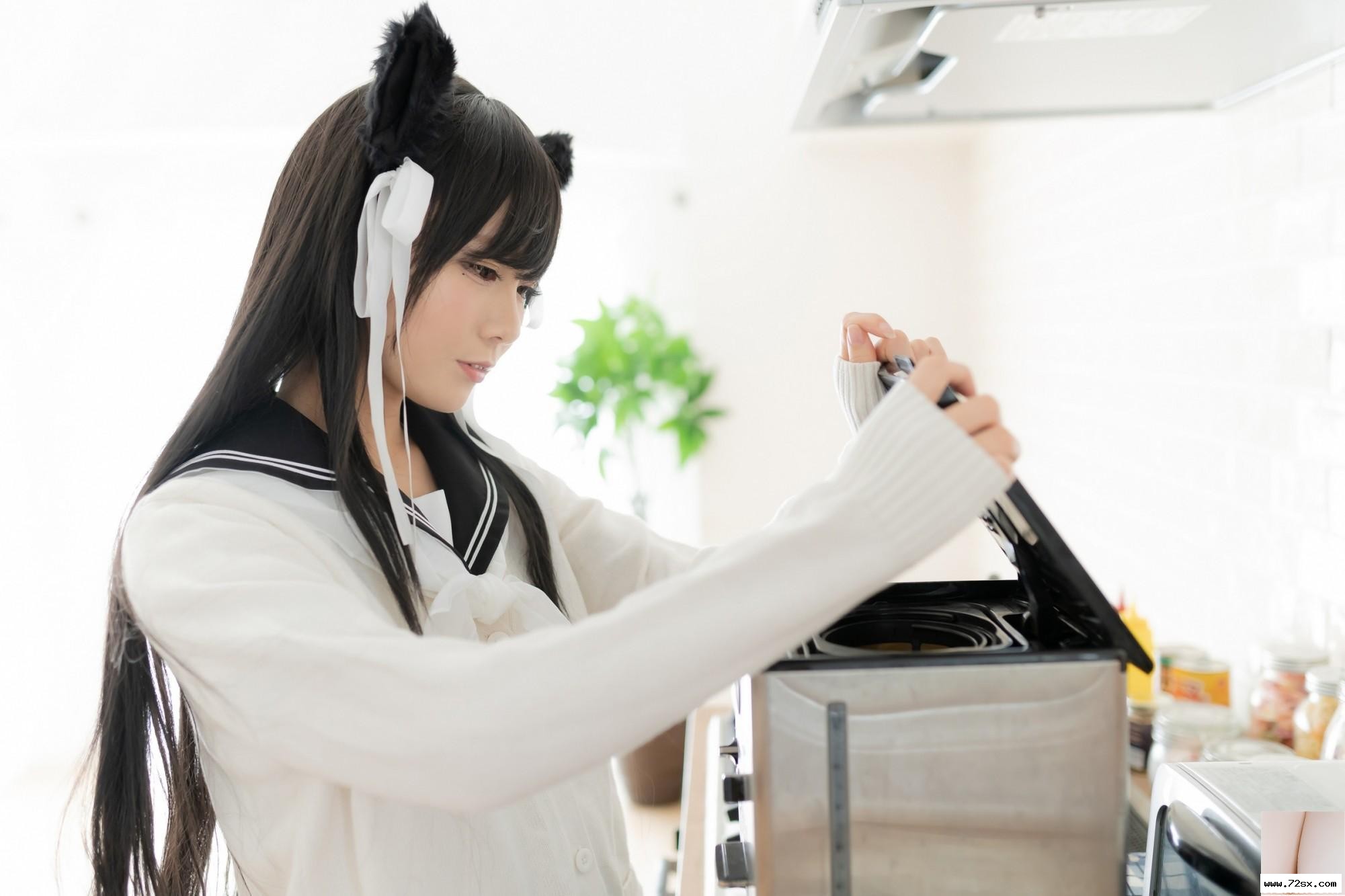 肯肯(肯肯)《碧蘭古線愛宕2》白色泳裝看心(97P)-黑狗写真局